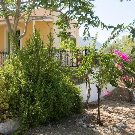 Holiday home Garden In Vathy *